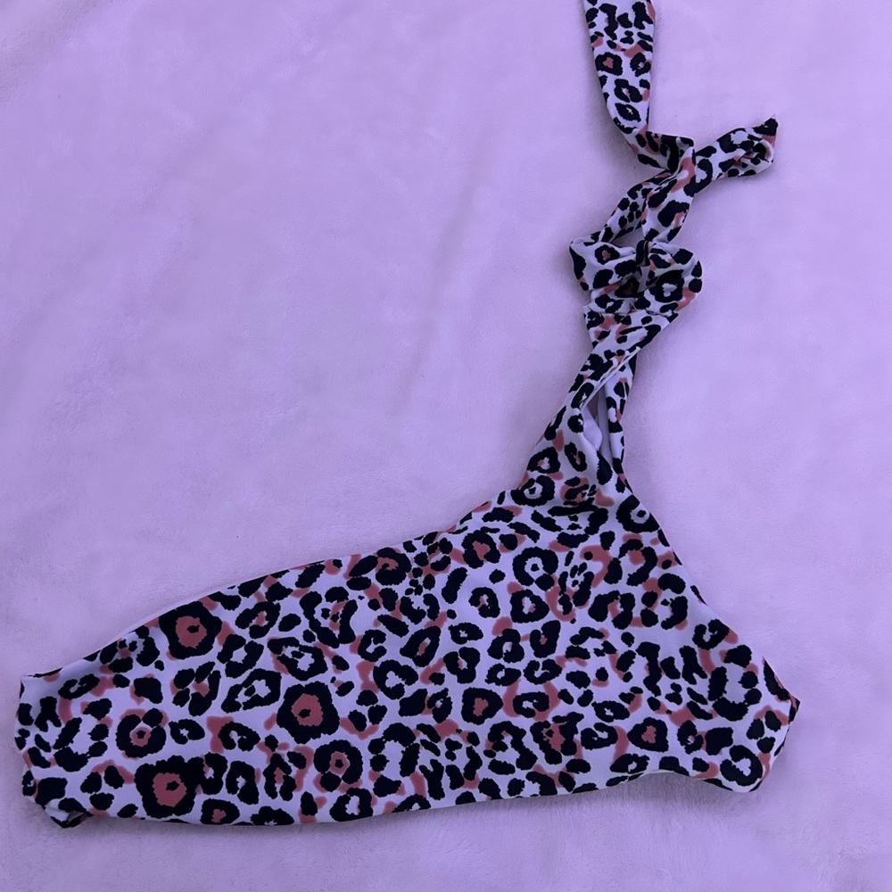 Cheetah print one shoulder bikini top